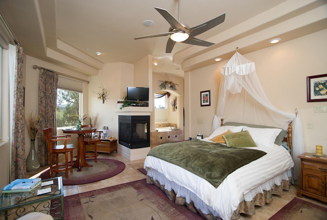 Sedona Cathedral Hideaway B&B And Casita Exterior photo